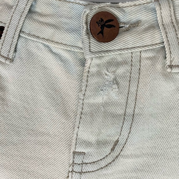 One Teaspoon Xanthe Awesome Baggies Jeans Light Wash Distressed Denim Size 25 - Picture 8 of 16